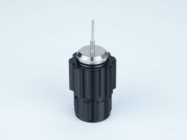 260429-Magnetic Holder-4-web-600-450